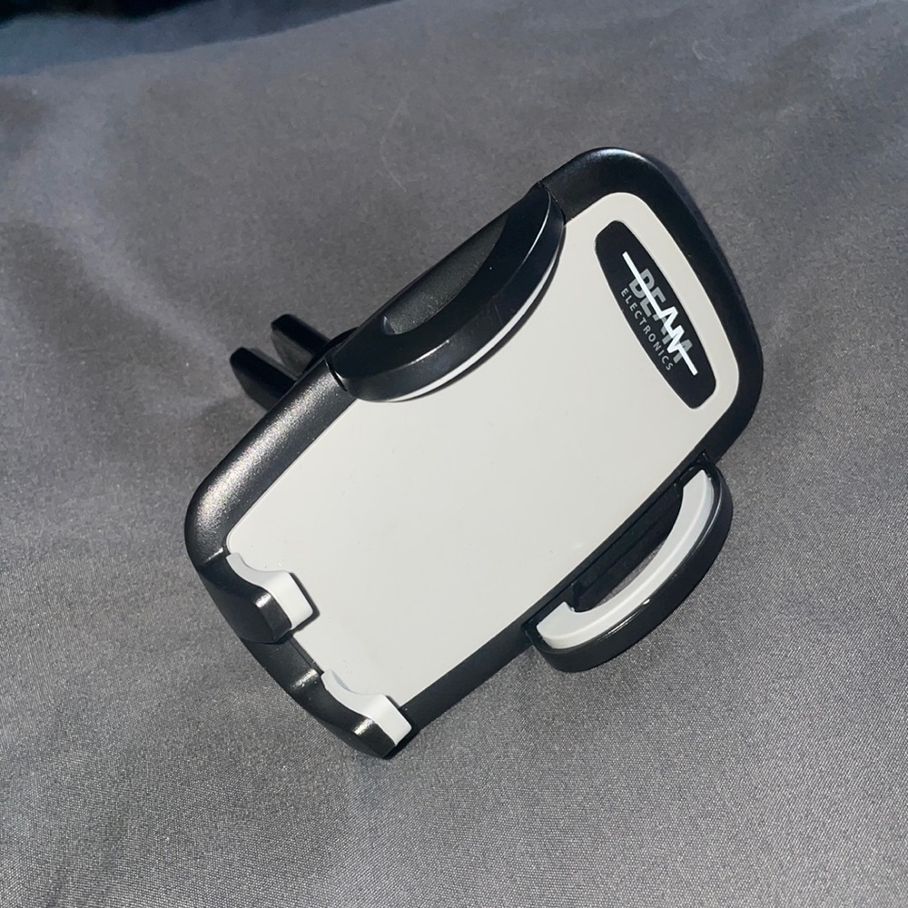 Phone holder for car vent